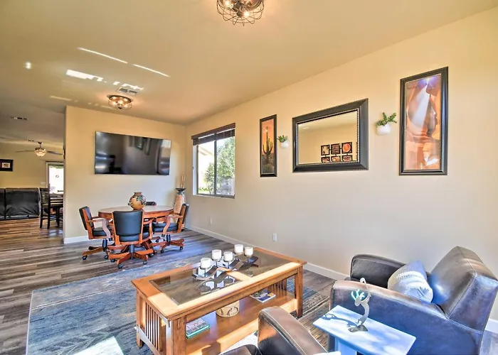 Holiday home Family Poolside Escape 15 Mi To Dtwn Phoenix!