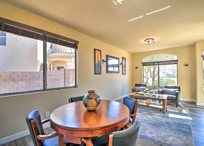 Holiday home Family Poolside Escape 15 Mi To Dtwn Phoenix! *