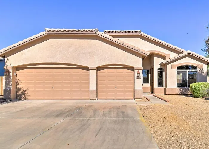 Holiday home Family Poolside Escape 15 Mi To Dtwn Phoenix!