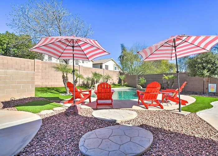 Family Poolside Escape 15 Mi To Dtwn Phoenix! Holiday home Avondale